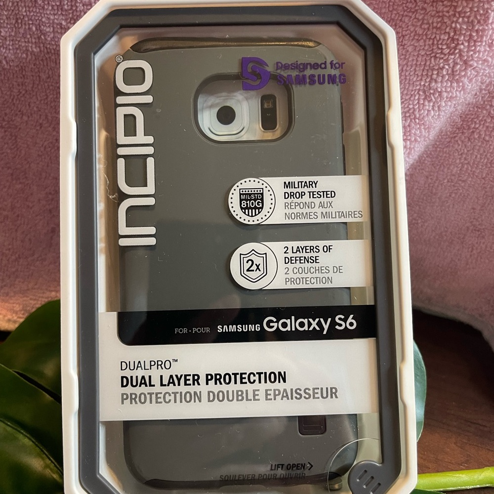 Incipio DualPro Gray Case for Samsung Galaxy S6
